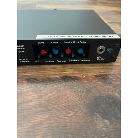JK Audio innkeeper 1x Digital Hybrid  Interface- Untested - No Power Cord - Picture 3 of 5
